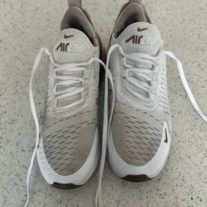 Nike Air 270 Light Gray and White Sneakers